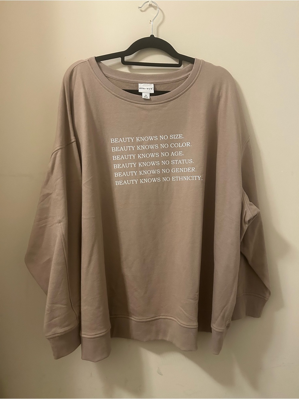 Ava & Viv Neutral Taupe Crewneck Sweatshirt with Positive Graphic. Size 4X